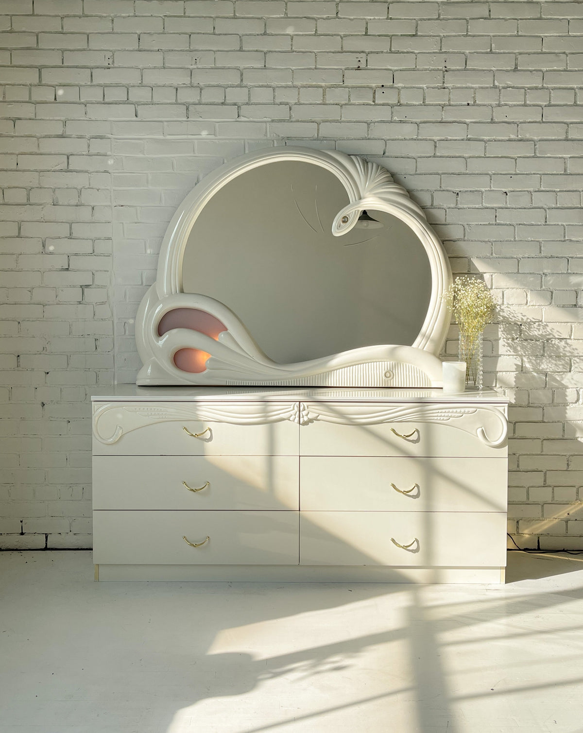 80s Italian Lacquer Dresser & Light Up Mirror– The 365 Studio